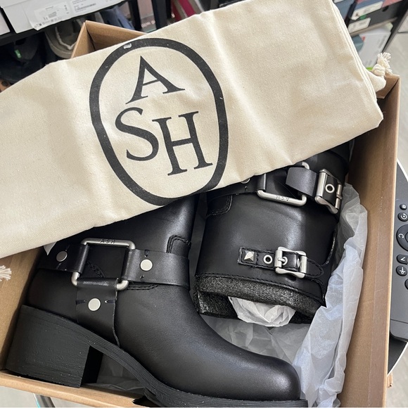 Ash Black Texas Moto Boots with Silver Buckles - Picture 9 of 9